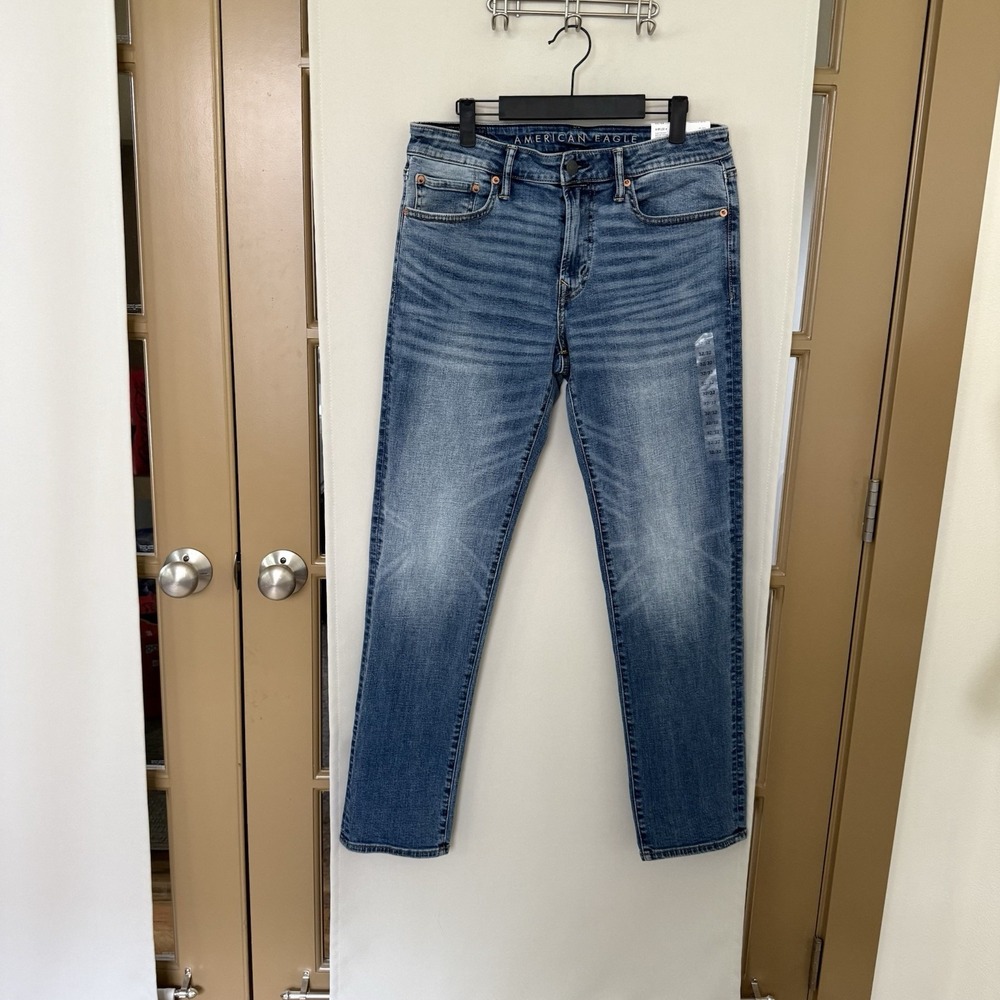 American Eagle Men's 32x32 Blue Medium Wash Slim Straight Leg Jeans Denim